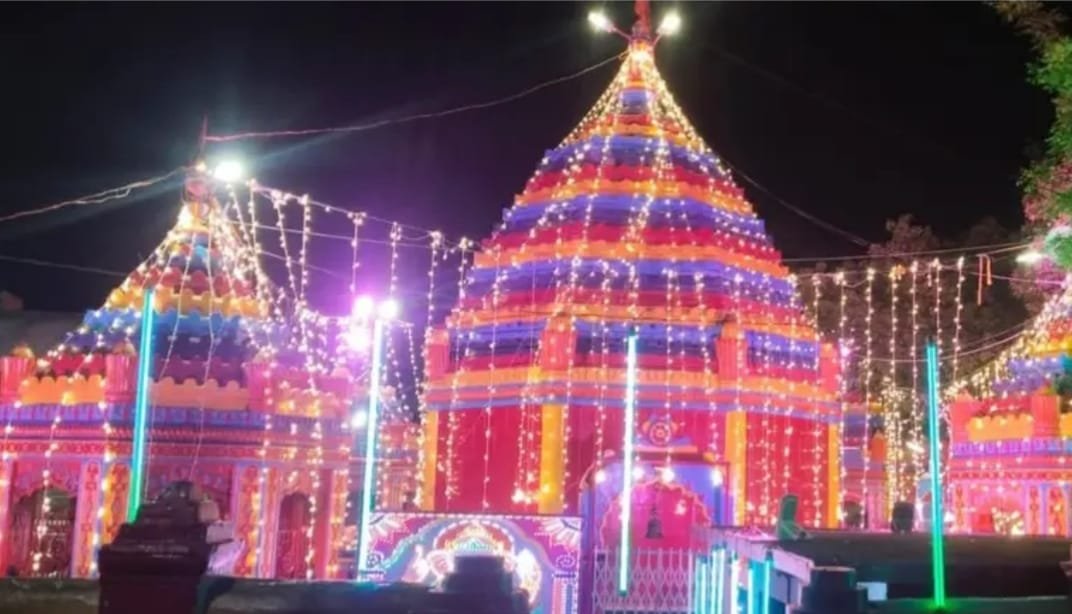 झारखंड के रजरप्पा स्थित छिन्नमस्तिका भवानी मंदिर जीर्णोद्धार मामला में रामगढ़ डीसी एवं पर्यटन सचिव को पांच अक्टूबर को सशरीर पेश होने का आदेश
